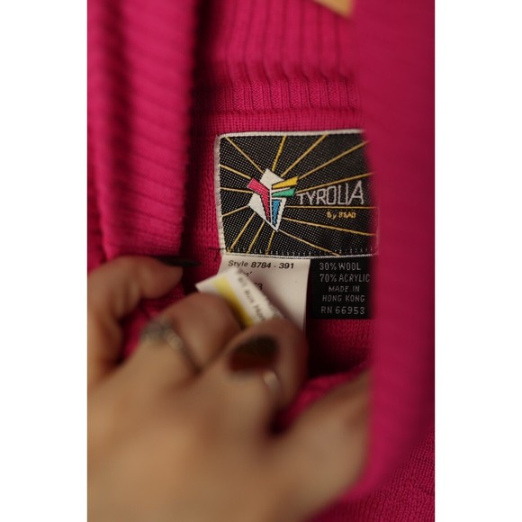 Vintage Tyrolia By Head Hot Pink Barbie Ski Turtleneck Sweater Wool Blend L - Picture 13 of 15